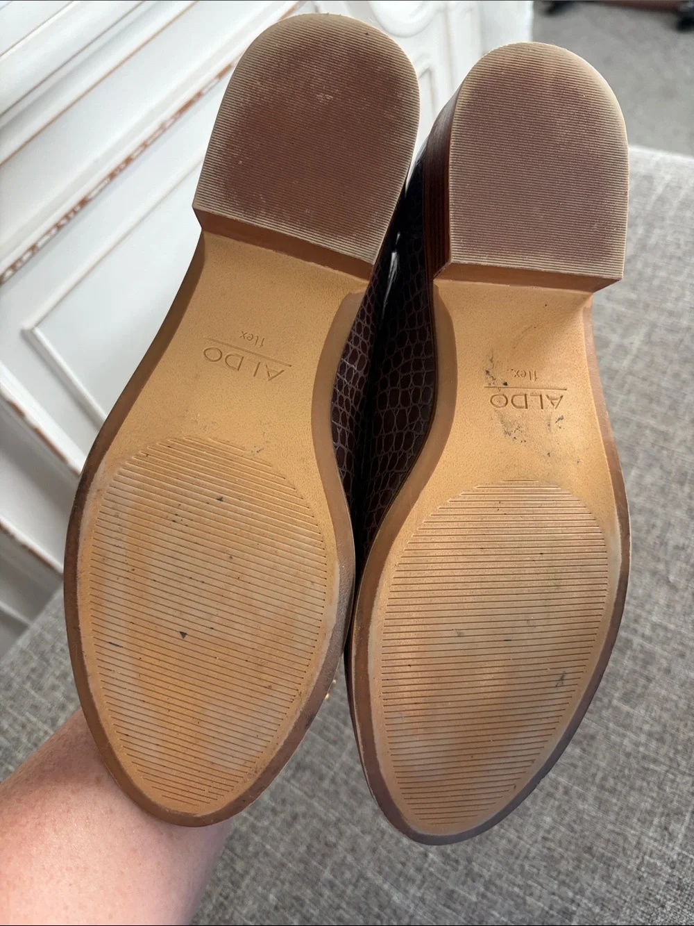 Aldo flex Brown Croc-Embossed Leather Loafers for Women size 6 36